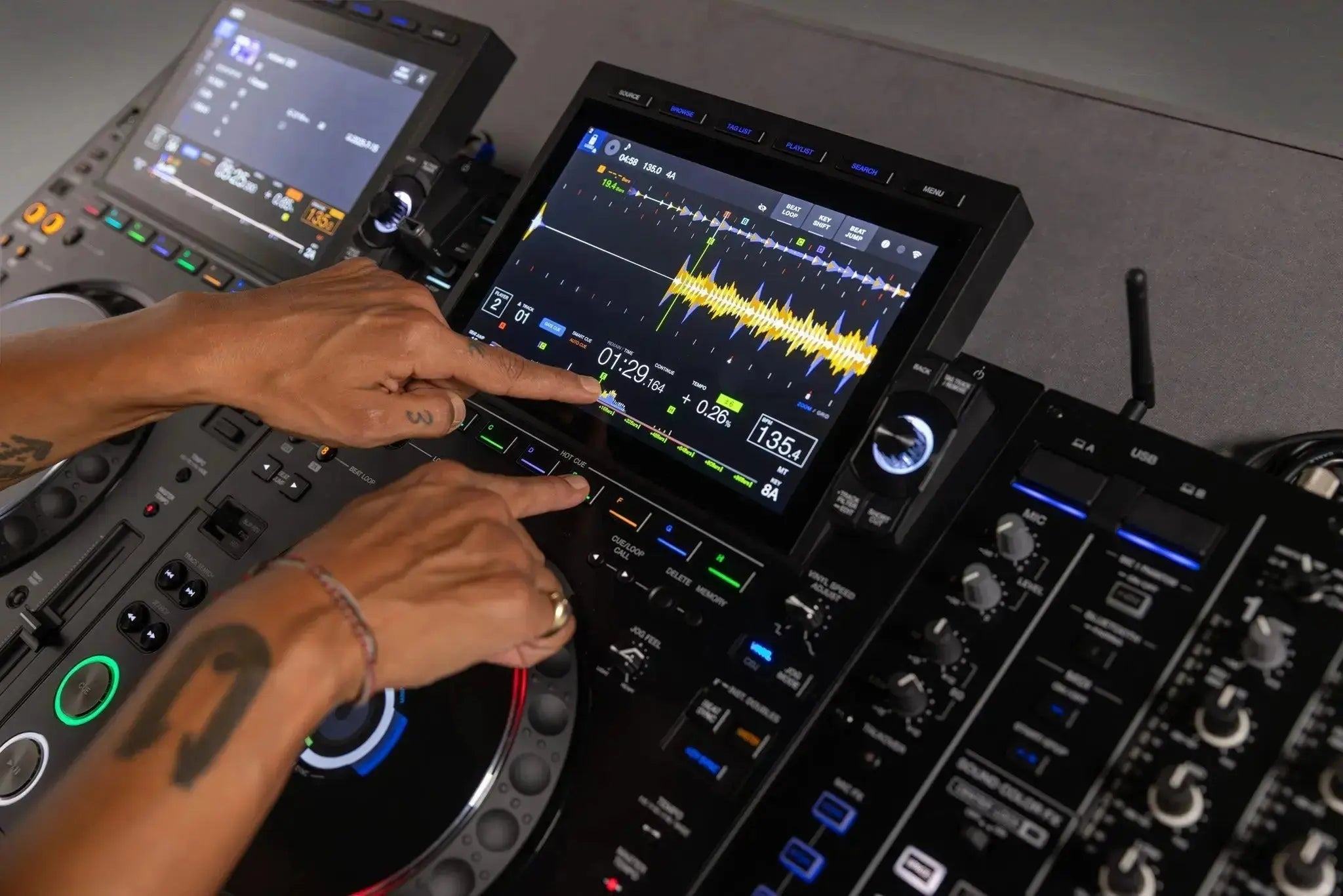 Meet-the-New-Standard-AlphaTheta-CDJ-3000X-Raises-the-Bar-for-Pro-DJs DJKIT®