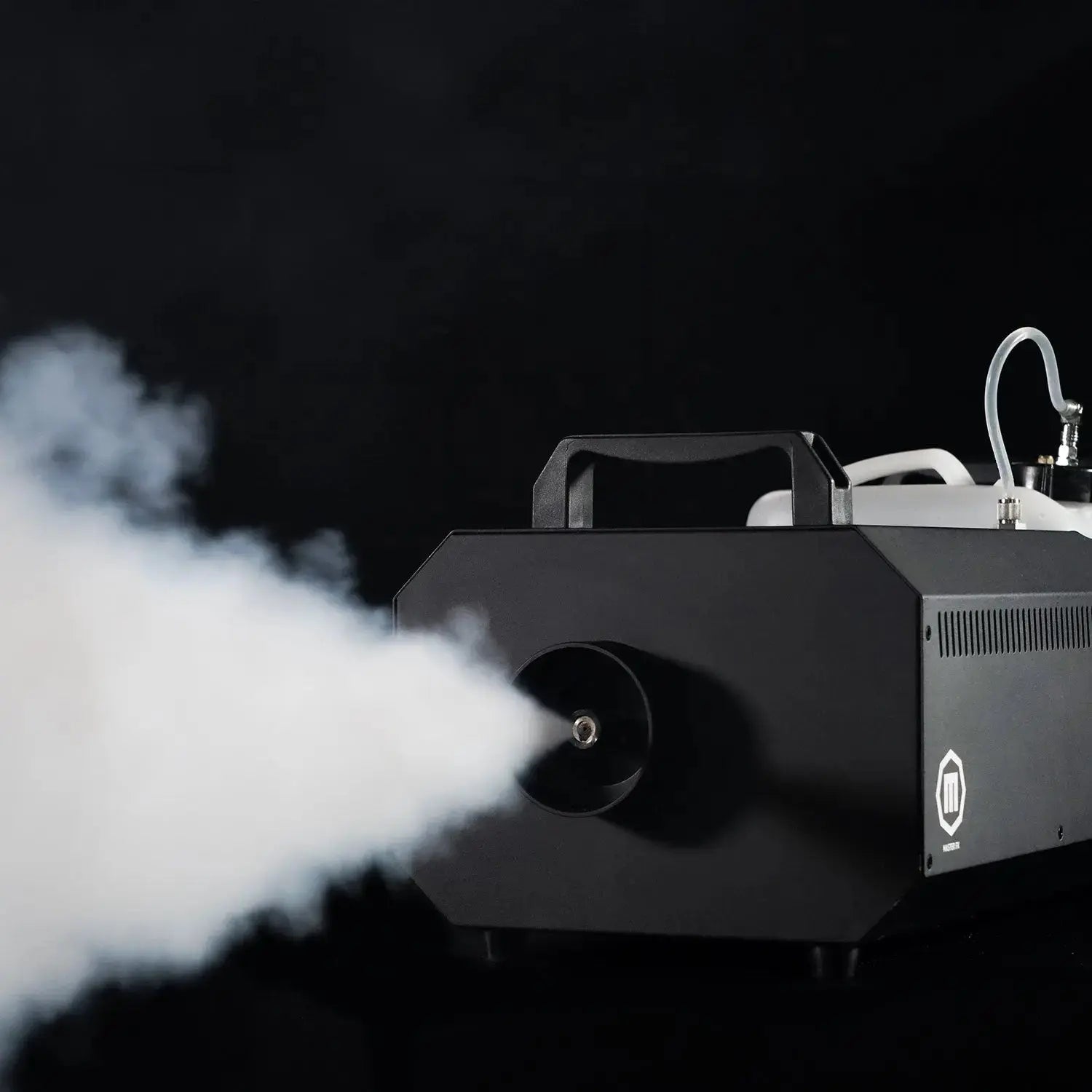 What-Does-a-Smoke-Machine-Do-And-How-Do-They-Work DJKIT®