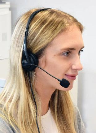 Multimedia Headset with Microphone Multimedia Headset with Microphone AV Link