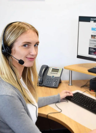 Multimedia Headset with Microphone Multimedia Headset with Microphone AV Link