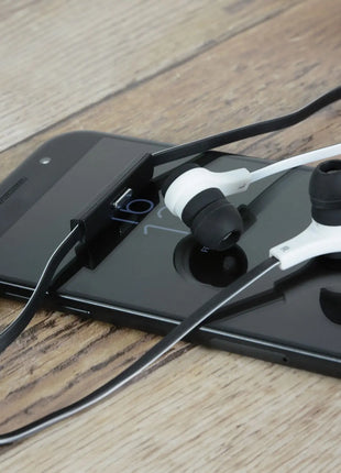 AV:Link Rubber Earphones w/Mic Black & White AV:Link