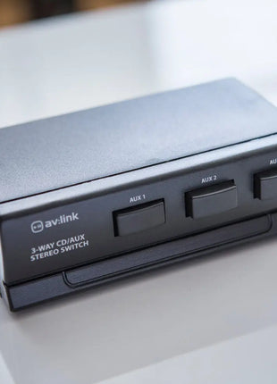 AV:Link Stereo CD/AUX switch, 3-way AV:Link