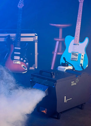 QTX STRATUS 1200-Low Level Fog Machine QTX