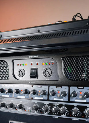 Citronic PLX2000 power amplifier, 2 x 700W @ 4 Ohms Citronic