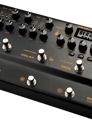 NU-X Trident Amp Simulator & Multi-FX Pedal NU-X