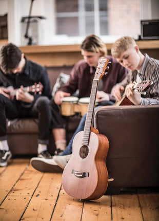 Chord Sapele compact acoustic guitar Chord