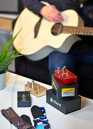 Chord Nomad Electro-Acoustic Guitar White Quilted Maple Chord