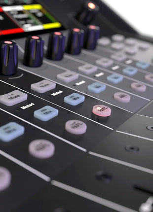 Allen & Heath Small 64 Channel Digital Mixing Console AVANTIS SOLO