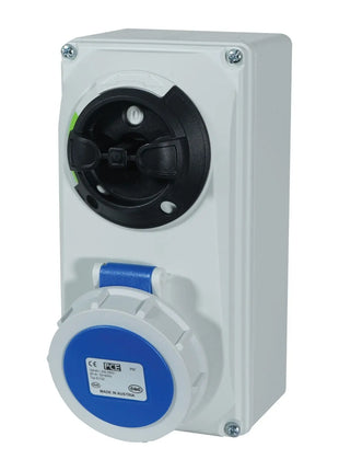 PCE 16A 230V 2P+E IP67 Switched Interlock Socket (61132-6)