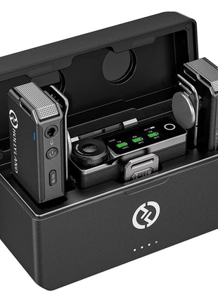 HOLLYLAND Wireless Lavalier Microphone Combo LARK Max Duo (Black)