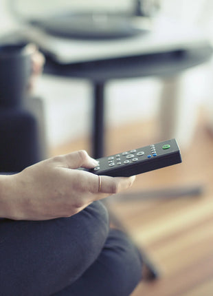 Kanto YU6 - Powered Bookshelf Speakers (Matte White) kanto