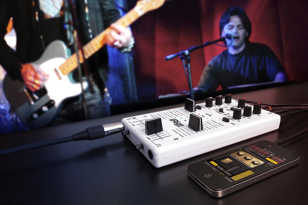 iRig Mix Mobile Mixer for iPhone, iPod touch and iPad Alt