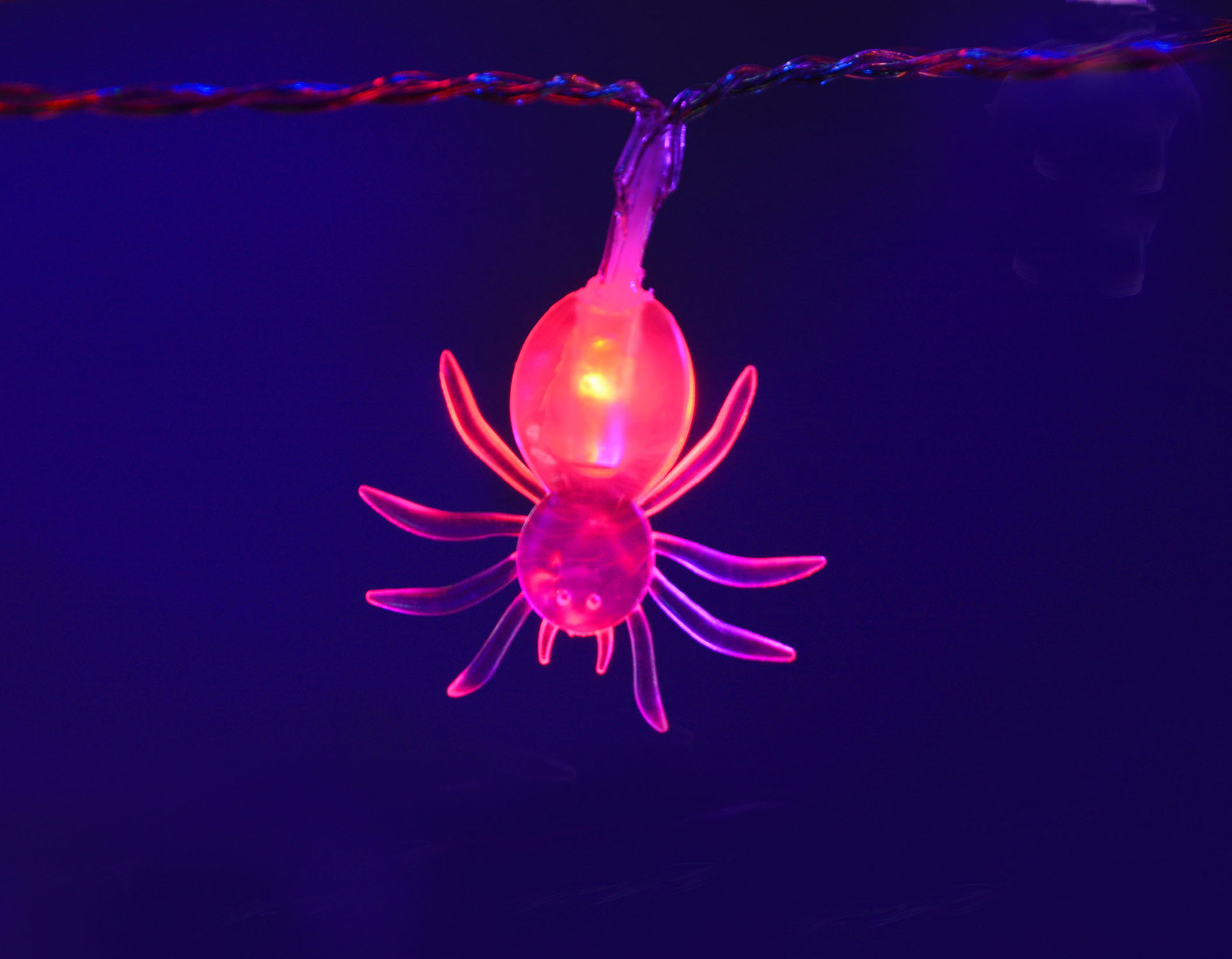 QTX LED Halloween String Lights - 10 x Red Spiders