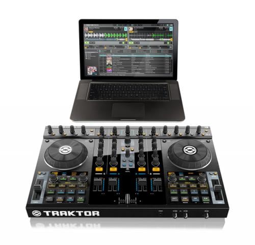 Traktor S4 **B-STOCK WITH SOFTWARE**